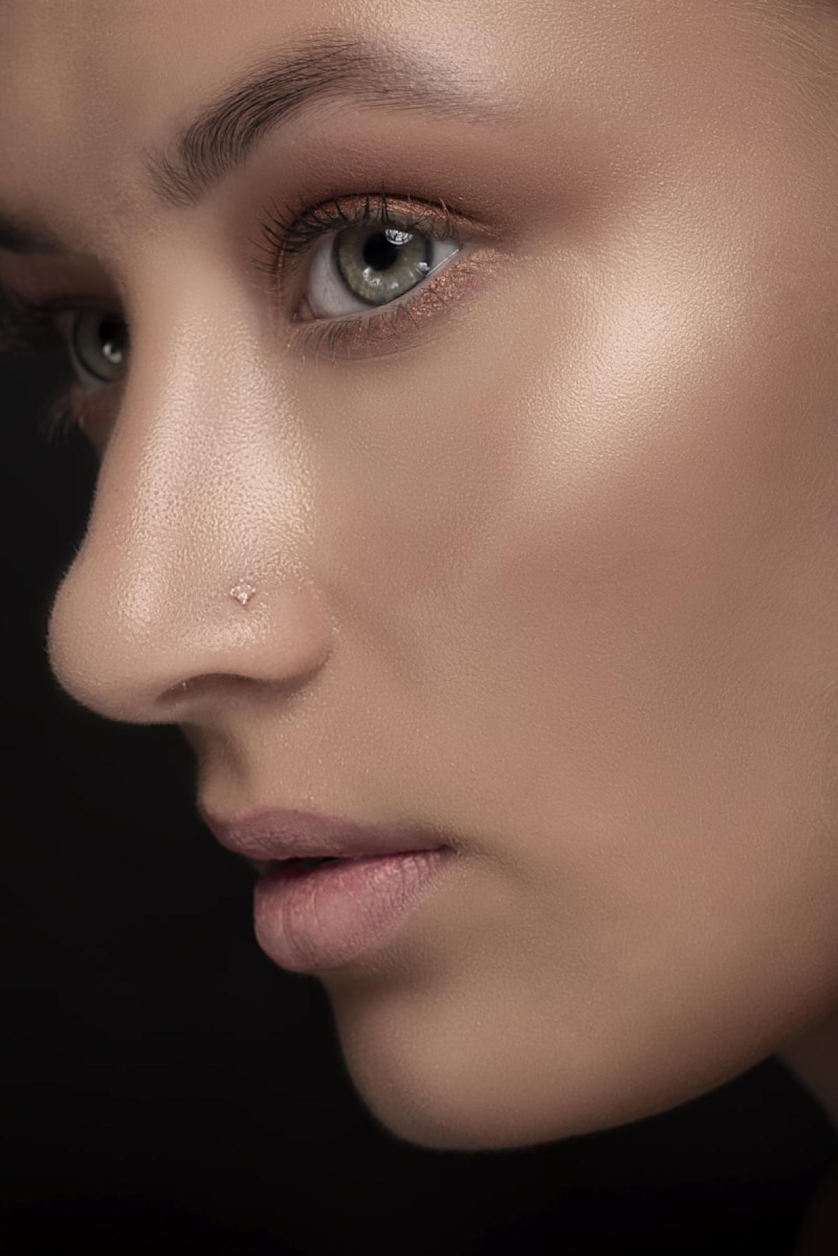 10 Cách Dưỡng Ẩm Tự Nhiên Hiệu Quả Cho Làn Da Khô Tại Nhà